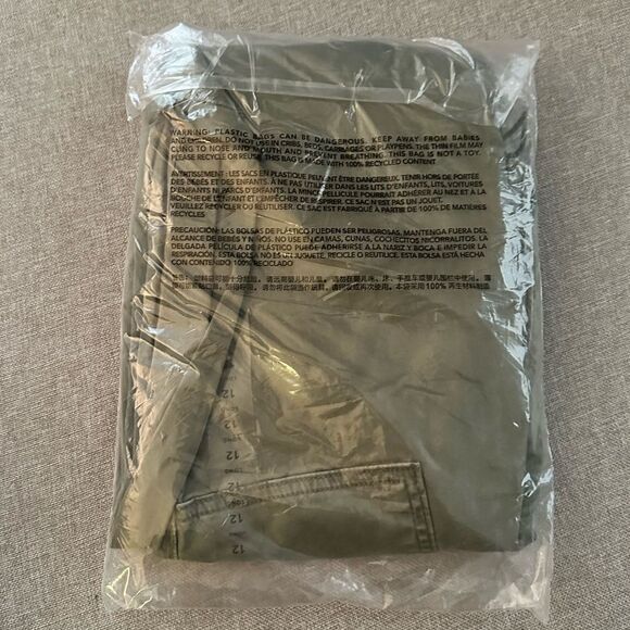 American Eagle High Rise Joggers- TALL - Picture 7 of 14